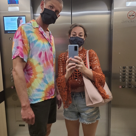 Meet your Posher, Ash - Picture 4 of 5